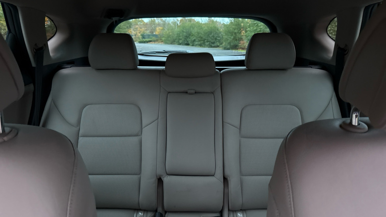 Hyundai Tucson 2.0 CRDi Blue Drive Premium 5dr 2WD Diesel Estate